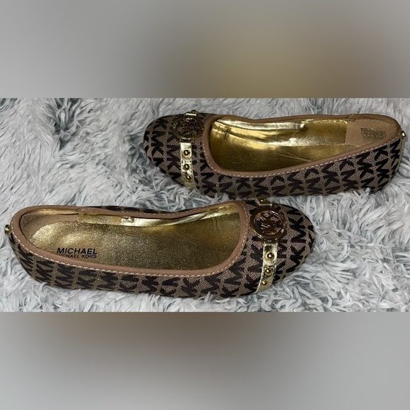 Michael Michael Kors - Signature Ballet Flats Big Girls Size 4 - Picture 2 of 7